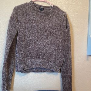 Extremely Soft brown sweater. Size:XS